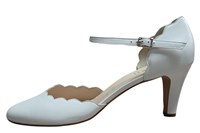 Witte Pumps met Bandje - Trouwschoenen in grote sizes