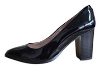 Chic zwarte lakleren pumps in kleine maten