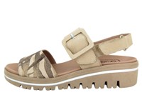 Comfortabele Beige Sandalen Uitneembaar Voetbed in grote sizes