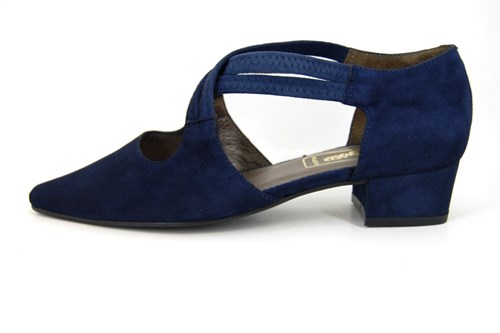 Kruisband pump lage hak blauw | Kleine Maten | Open Schoenen met hakje kopen? | BESLIST.nl | Schoen met kleine