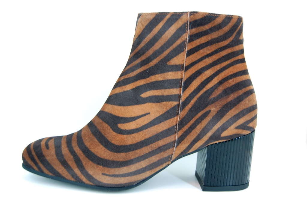 Horzel Minister Internationale Comfortabele Zebra Print Korte Laarzen - camel zwart.. | Kleine Maten |  Enkellaarzen | Stravers Luxe Schoenen