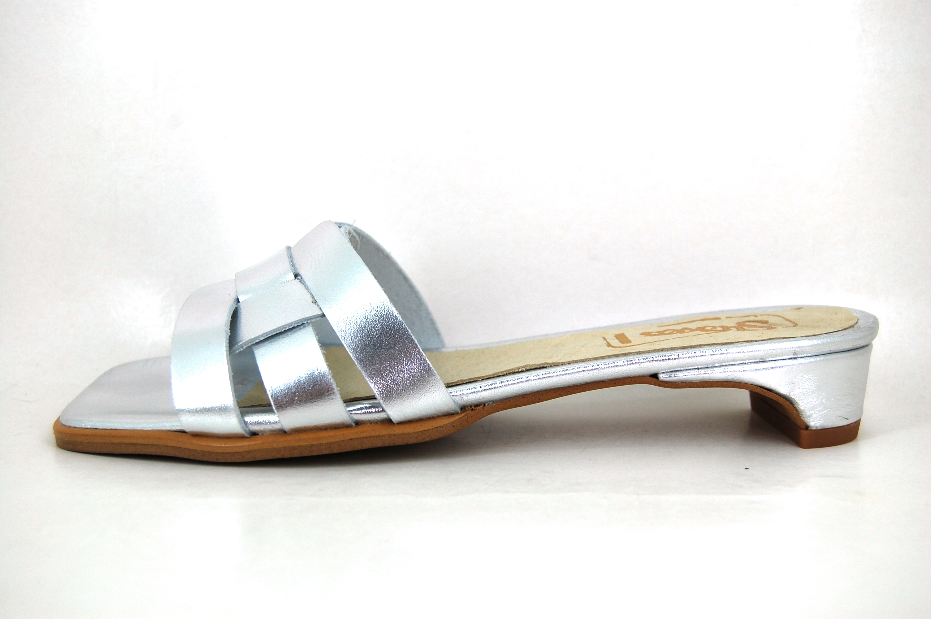 Zilveren Slipper Sandalen Lage Hak | Maten | Open schoenen | Stravers Luxe Schoenen