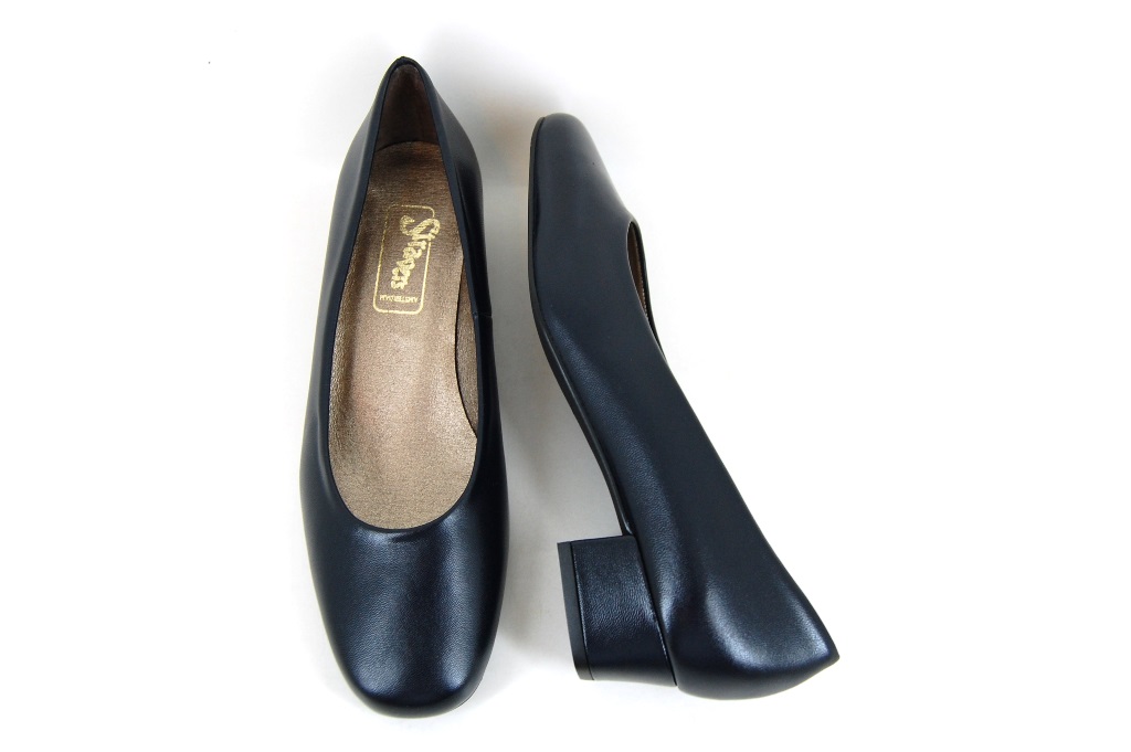 blauwe pump lage hak